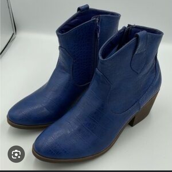 True Craft Shoes - True Craft Blue Ankle Boots with Stacked Heel